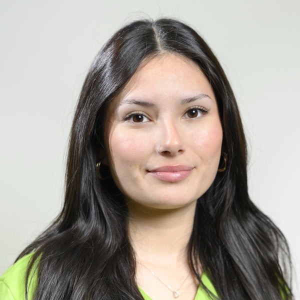 Jasmine OldElk Romero - Zahnmedizinische Fachangestellte